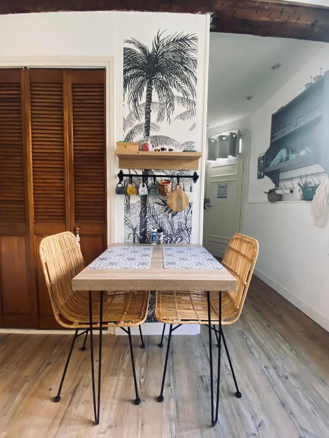 Jolie Studio Climatise Avec Parking Et Proche De La Mer Carqueiranne Eksteriør billede